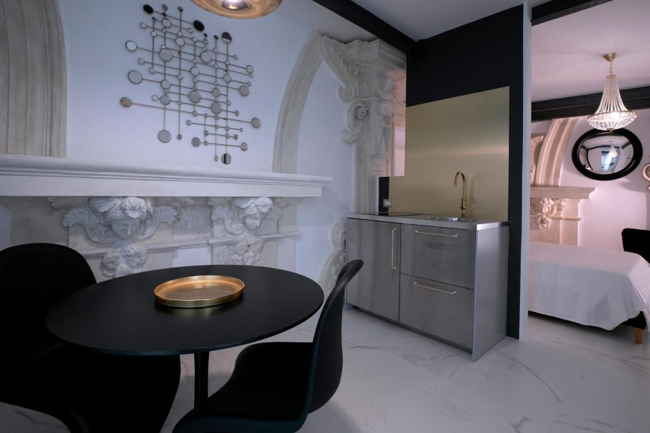 Azzoli Trapani - Apartments&Skypool - Adults Only Exterior photo